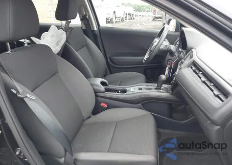 2021 Honda Hr-V Awd Lx z USA, uszkodzony, nr VIN 3CZRU6H36MM732918